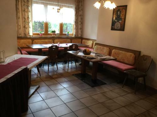 Hostal Jugendg�stehaus Oberau