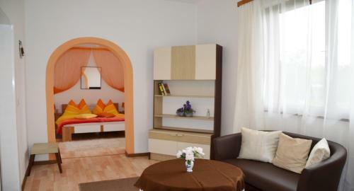 Hostal Gasthof-pension Karawankenblick
