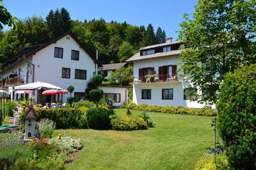 Hostal Gasthof-pension Karawankenblick
