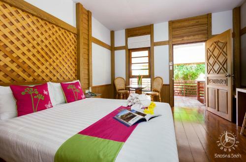 Hotel Ruentara Resort & Villa Buriram