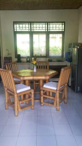 Jasri Villa Rumah 11