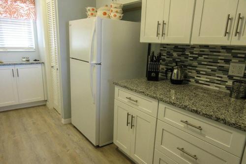 Leonardo Arms 302 By Kathy Nesbit Vacations