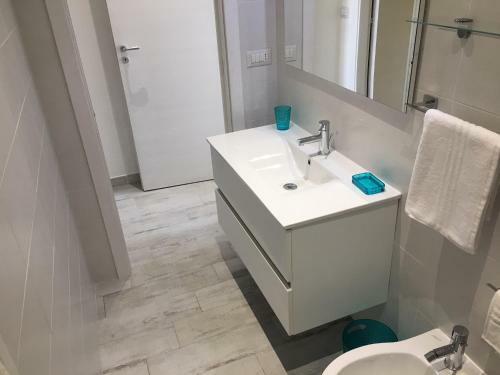 Bianco&nero 141 Apartament