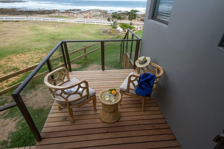Hostal Little Rock Guesthouse