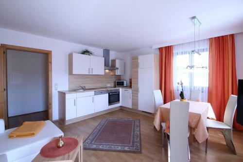 Apartamentos Seepension Neubacher Kg