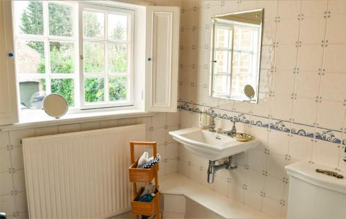 Country Chic In Unique English Village