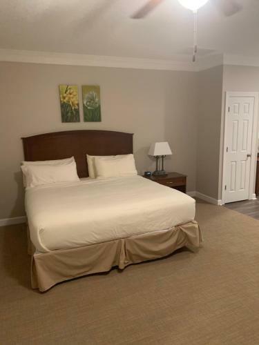 Hotel The Village At Riverlanding