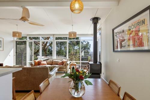 Gorgeous Coastal Home Close To The Beach - Anglesea