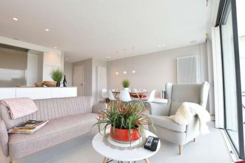 Apartamento Luxe Apt In Centrum Bredene Overlooking The Dunes