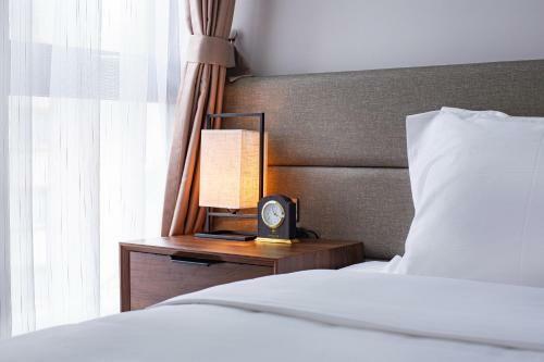 Western Skyline Hotel