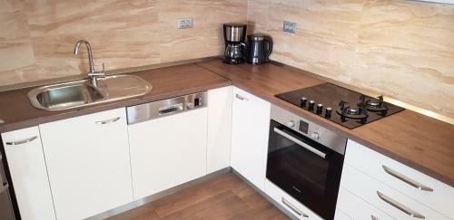 Luxury Apartment Huljic