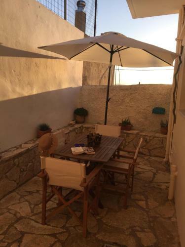 Kefalas Village House