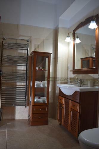 Kefalas Village House