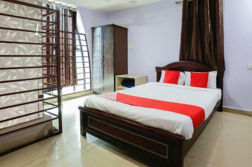 Hotel Oyo Flagship 65201 Raghava Guest House
