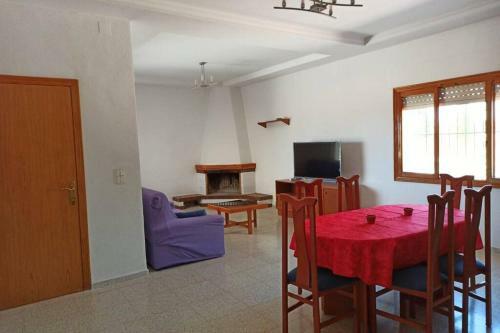 Villa R�stica Privada Con Gran Chalet Y Piscina