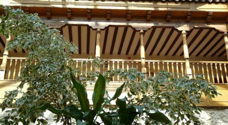 Azz Pe�afiel Las Claras Hotel & Spa