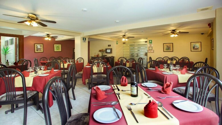 Hotel Embajadores