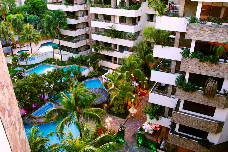 Yotau All Suites Hotel