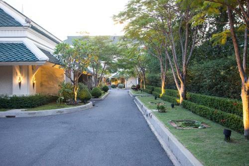 Hotel Buddy Oriental Riverside Pakkret