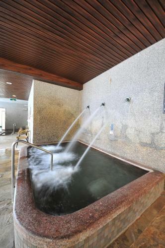 Chat Hot Spring Resort