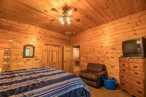 Appalachian Remedy - Hot Tub - Pool Table - Firepit