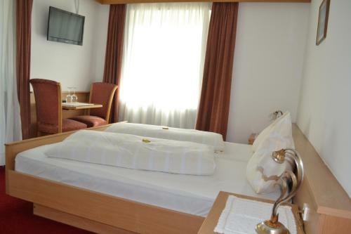 Hotel Gasthof Zum Gr�nen Baum