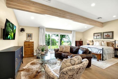 Huge Luxury Home On 13 Acres With Views & Firepit