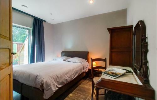 Nice Home In Knesselare With 6 Bedrooms
