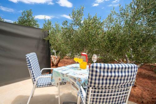 Hostal Rooms & Studio Villa Fio