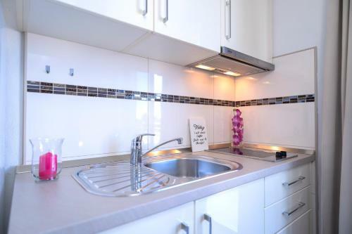 Hostal Rooms & Studio Villa Fio