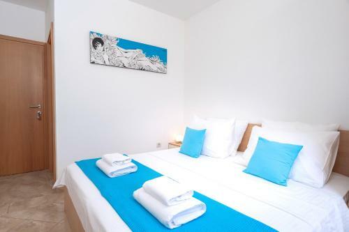Hostal Rooms & Studio Villa Fio