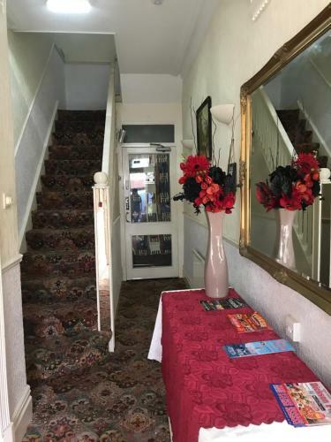 Hostal Northern Pearl Hotel