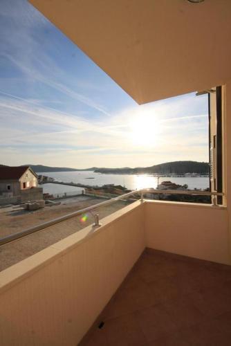 Apartment Rogoznica 7515c