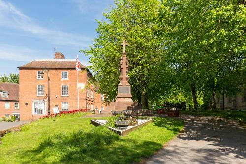 Hill Cottage Apartments Coleshill Open For Nec Weekend Visitors - Hosted By Coventry Accommodation
