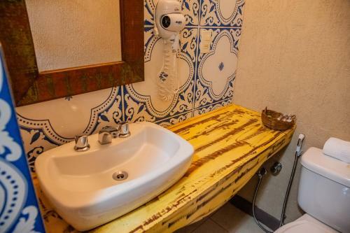 Hostal Tiradentes Village