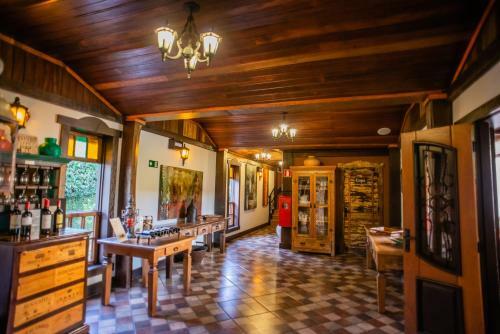 Hostal Tiradentes Village