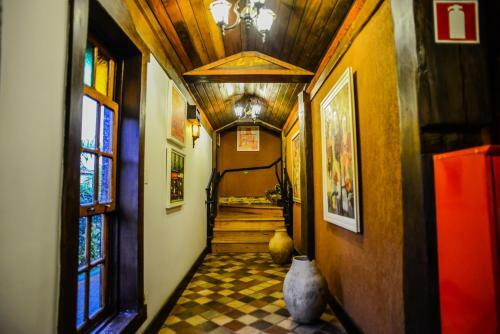 Hostal Tiradentes Village