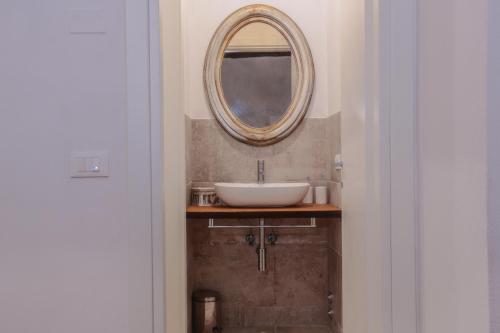 Hostal San Pierino Charming Rooms