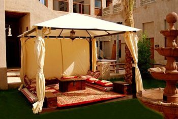 Hostal Barjeel Heritage Guest House
