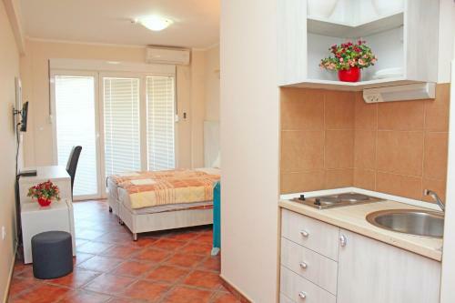 Mila & Aleksandr Apartments