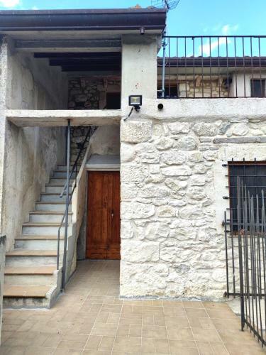 Agroturismo Ai Limiti ? 67 ? Stonehouse
