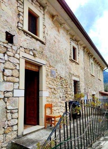 Agroturismo Ai Limiti ? 67 ? Stonehouse