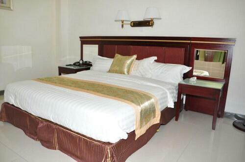 Florida International Hotel