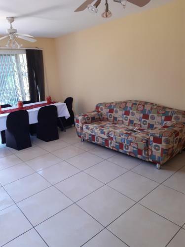 Apartamento Unit 15 Holzner Gardens