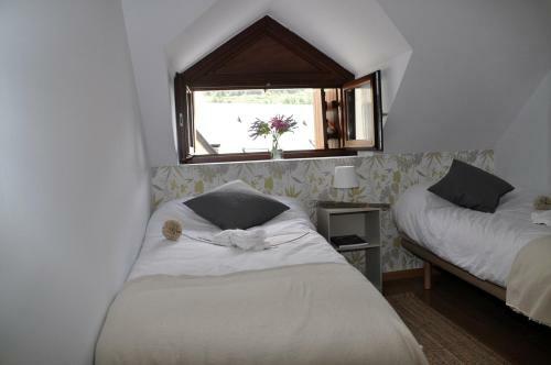Apartamento El Cuchi De Tril, C�ntrico, Wifi, Ascensor Y Garaje