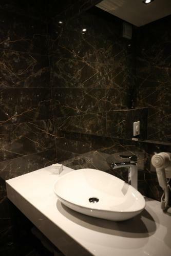 Palace Hotel & Spa