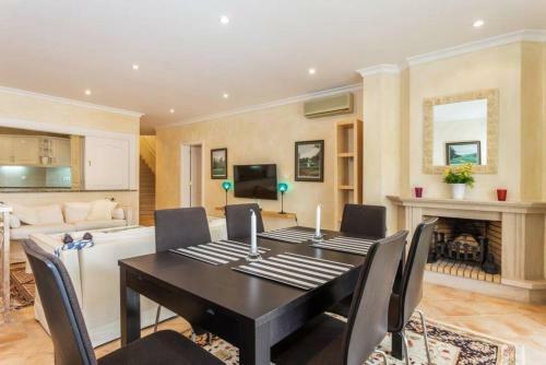 T2 Tennis Apartment