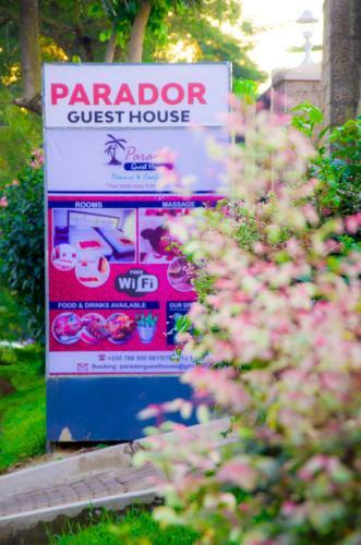 Hostal Parador Guest House