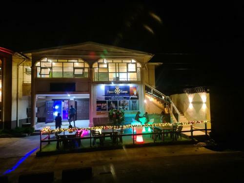 Kings Empire Hotel Sl