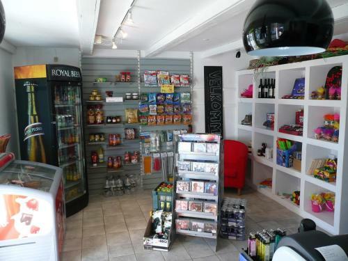 L�nstrup Camping Cottages & Rooms